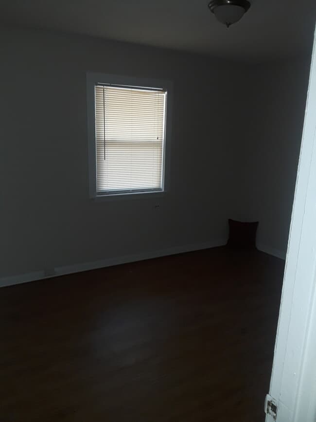 Building Photo - 3604 Jonquil St