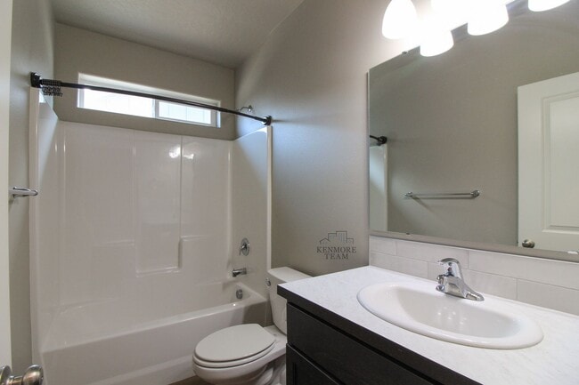 Building Photo - 545 Marysville Way