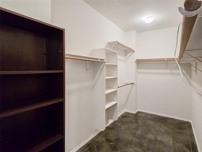 Building Photo - 7005 Rambollet Terrace