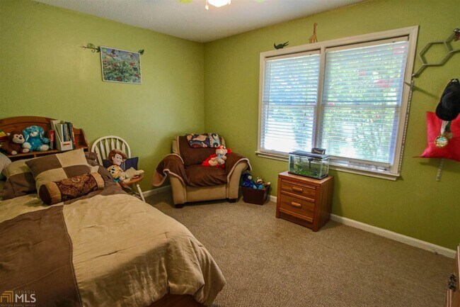 Building Photo - 138 Rockspray Ridge
