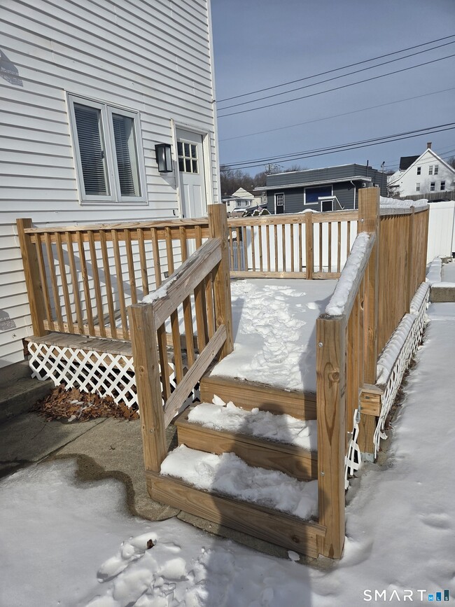 Building Photo - 1101 Highland Ave