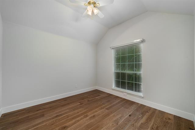 Building Photo - 4220 Oak Grove Dr