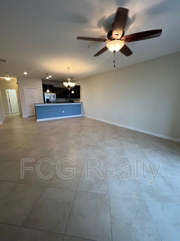 Building Photo - 1239 Long Cove Loop