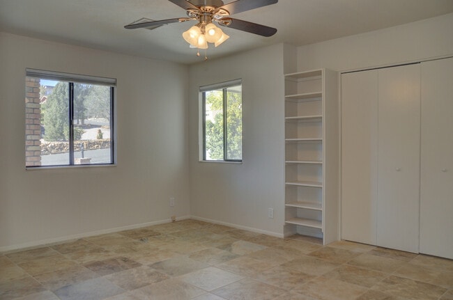 Building Photo - 3 bedroom, 2 bath home in Yavapai Hills