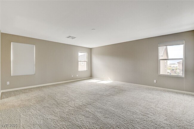 Building Photo - 6237 Fallsview Ct