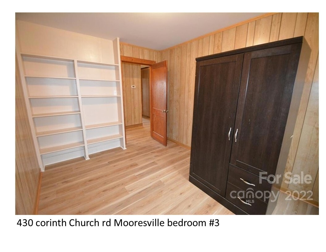 third bedroom with built in shelving - 430 Corinth Church Rd
