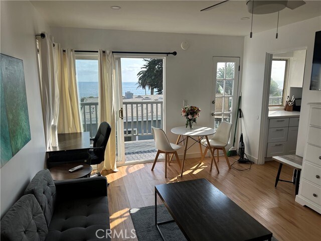 Building Photo - 2127 S Coast Hwy