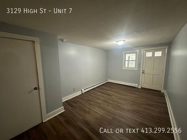 Building Photo - 3129 High St