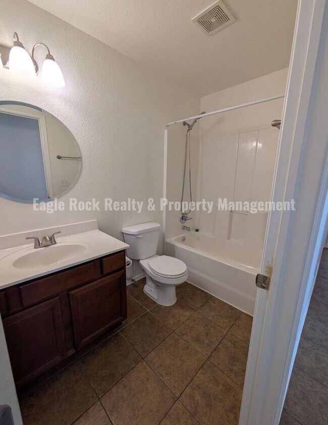 Building Photo - Bixby Home for Rent (3beds/2baths)