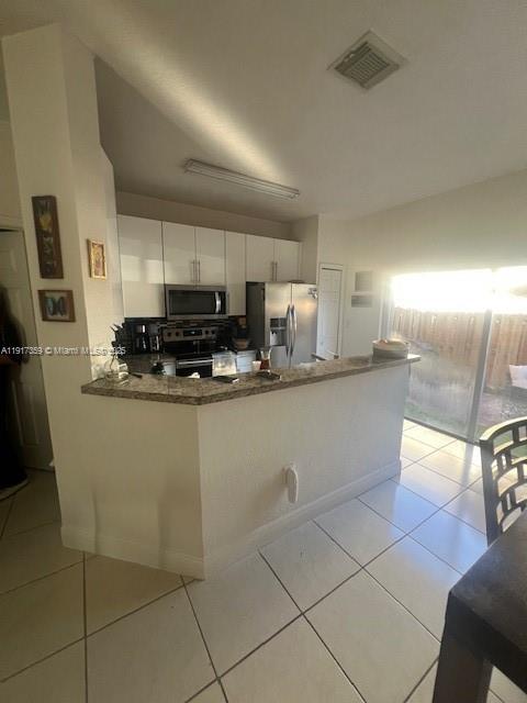 Building Photo - 8305 NW 108th Ave