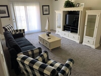 Building Photo - 1335 Summit Ave