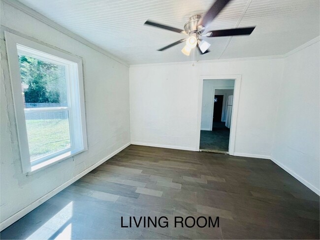 Building Photo - 1609 Morrisville Rd