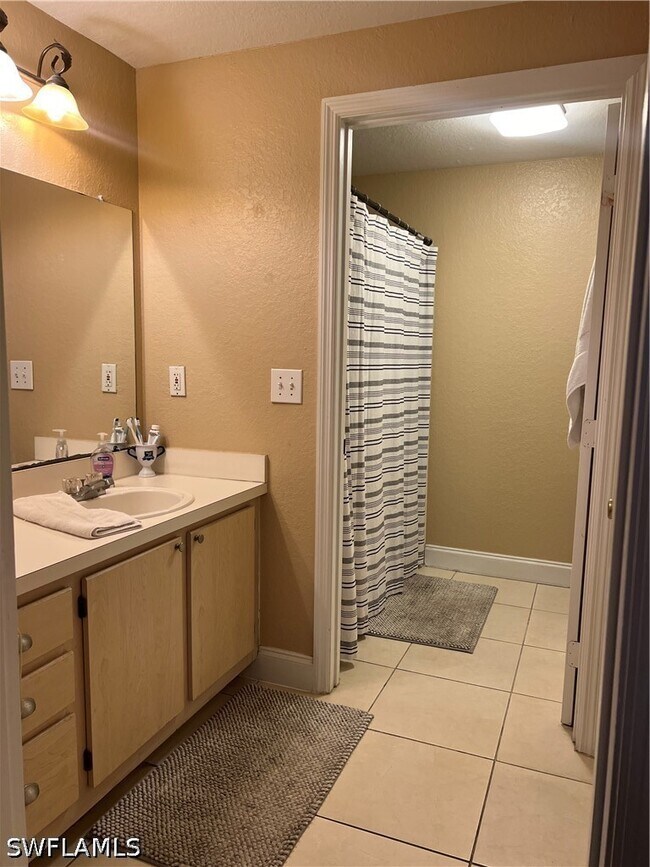 Building Photo - 23500 Walden Center Dr