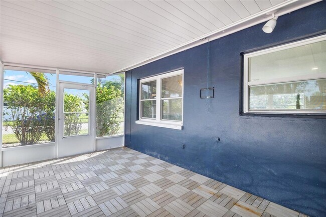 Building Photo - 5901 Denver St NE