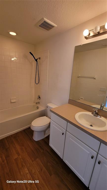 Building Photo - 8810 Walnut Gable Ct