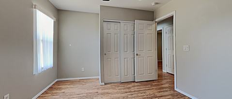 Building Photo - 3001 W Mandalay Ln