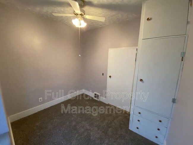 Building Photo - 2535 Avenue B