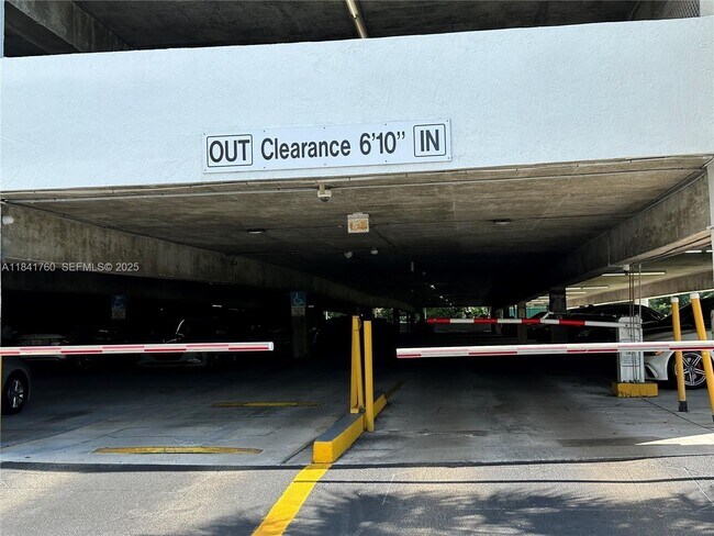 Building Photo - 3300 NE 192 St