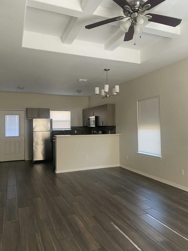 Building Photo - 4009 Whitewing Ave