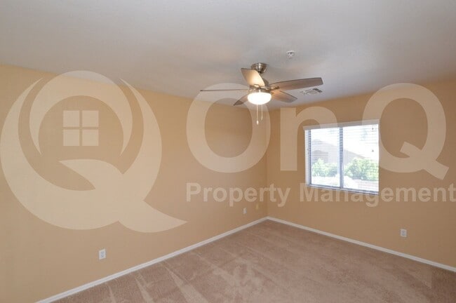Building Photo - 9325 E Pershing Ave