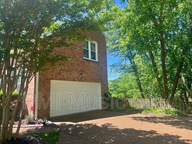 Building Photo - 333 Springhouse Cir