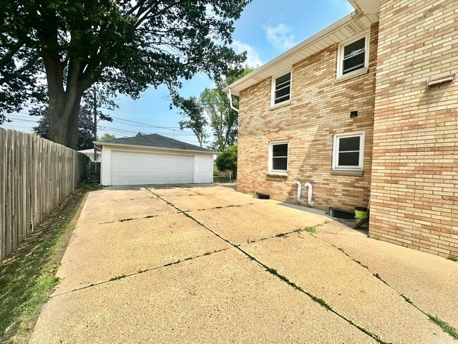 Building Photo - 1508 Walnut St