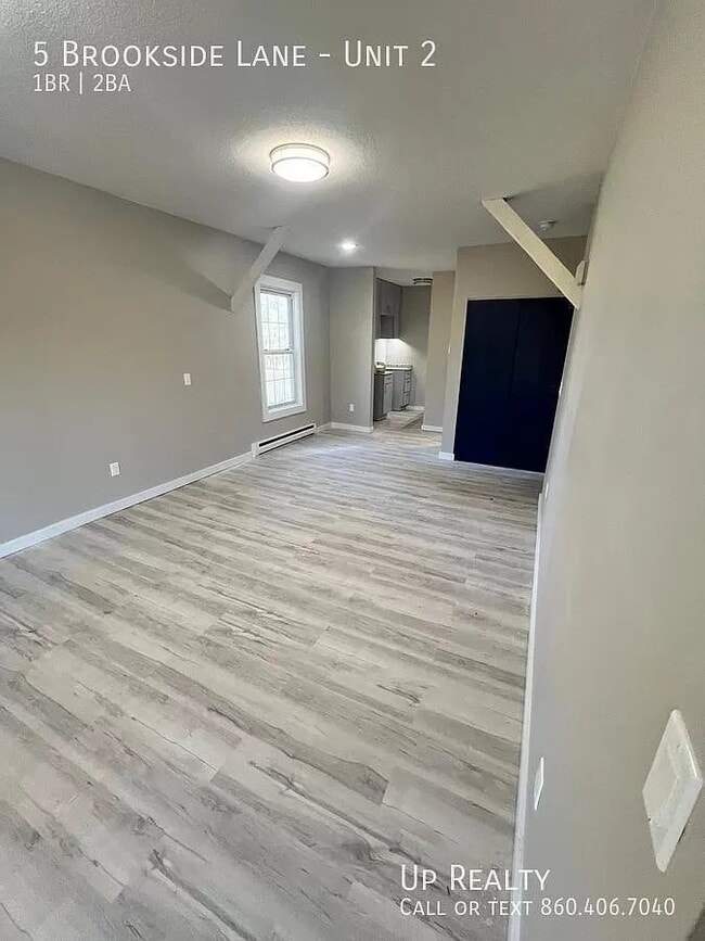 Building Photo - Brookfield Apartments