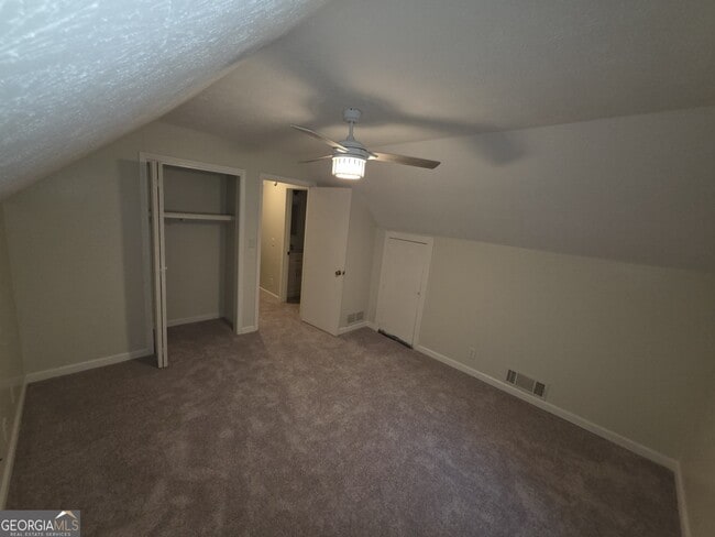 Building Photo - 3973 Woodland Cir SE