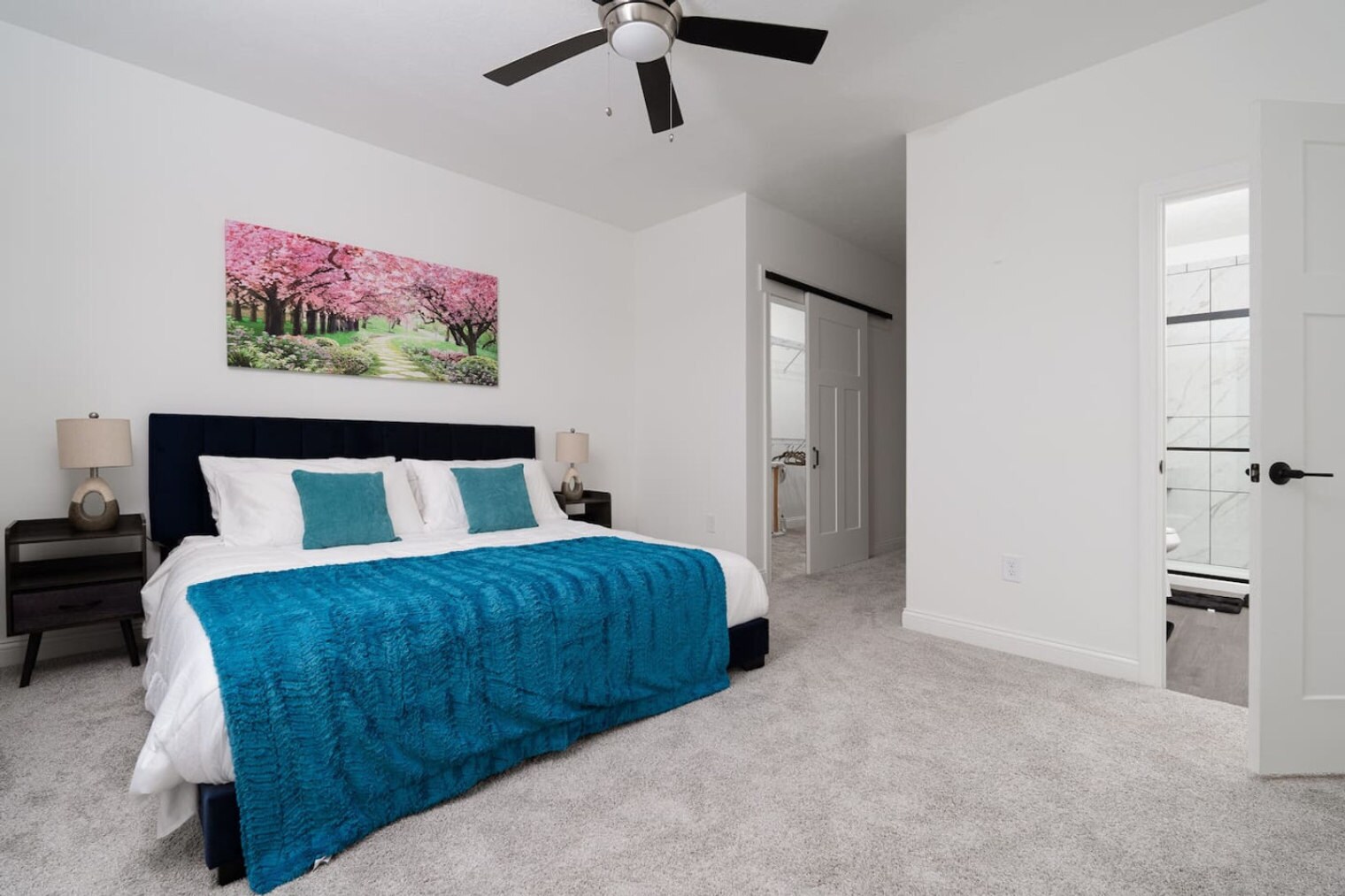 Building Photo - 5842 Leisure Ln