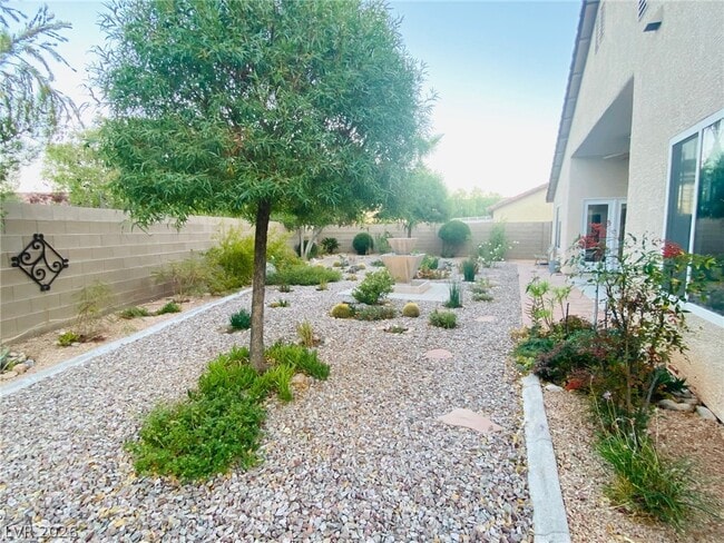 Building Photo - 7390 Gold Rush Ct