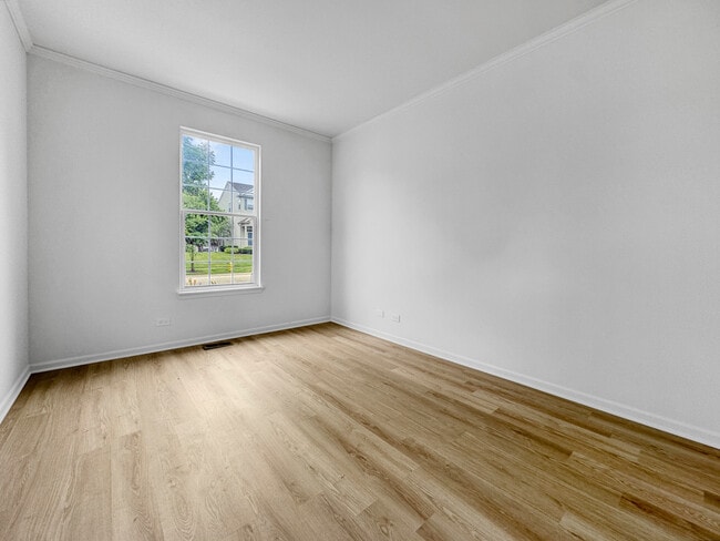 Building Photo - 1089 Ellsworth Dr