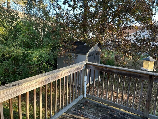 Building Photo - 1166 Stone Gate Cir NW