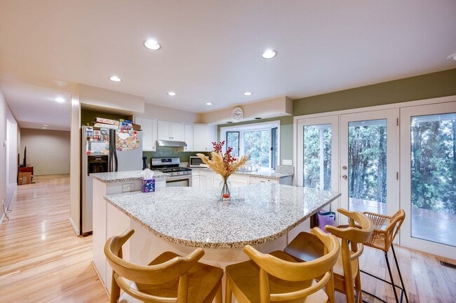 Building Photo - Spacious Luxury Living with Dual Master Suites & Private Outdoor Retreat