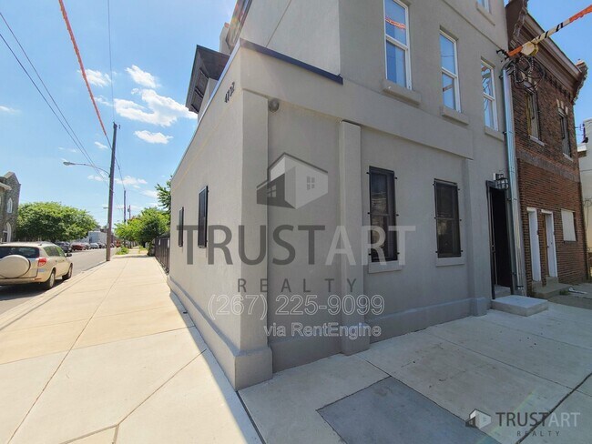 Building Photo - 4732 Longshore Ave
