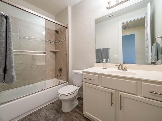 Building Photo - 14900 Via Del Corso Dr