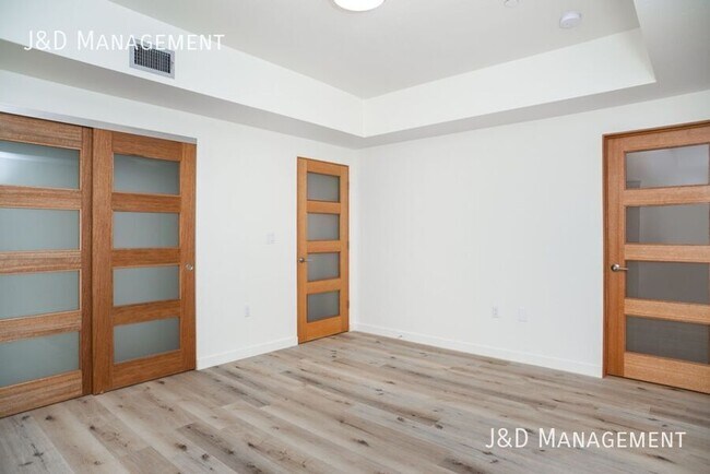 Building Photo - 3333 Reynard Way