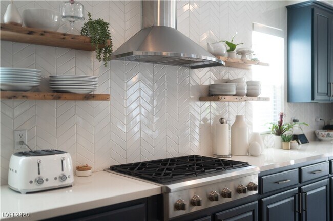 Building Photo - 11824 Kingsbarns Ct