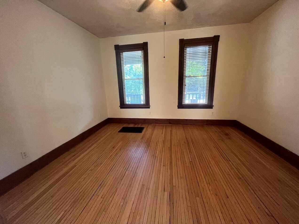 Building Photo - 22 S Franklin St