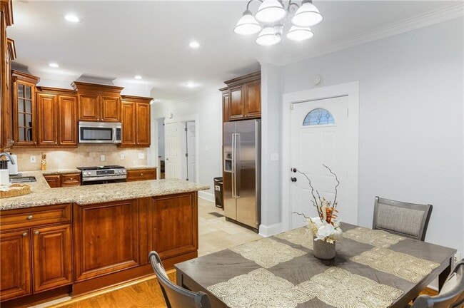 Building Photo - 71 17th St NE