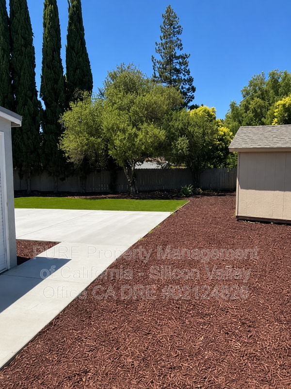 Building Photo - 40469 Shaw Ct