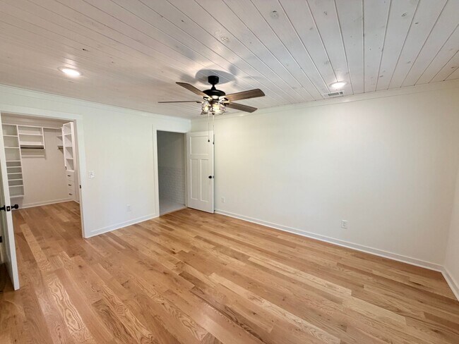 Building Photo - Renovated Ranch in Oconee County