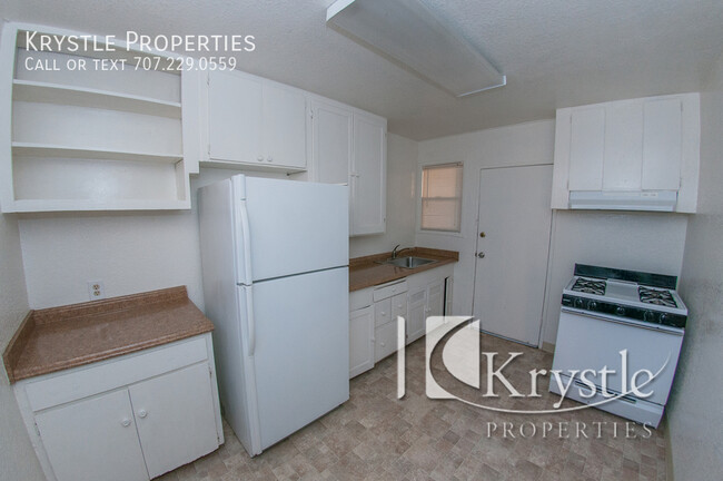 Building Photo - 1056 Taylor Ave