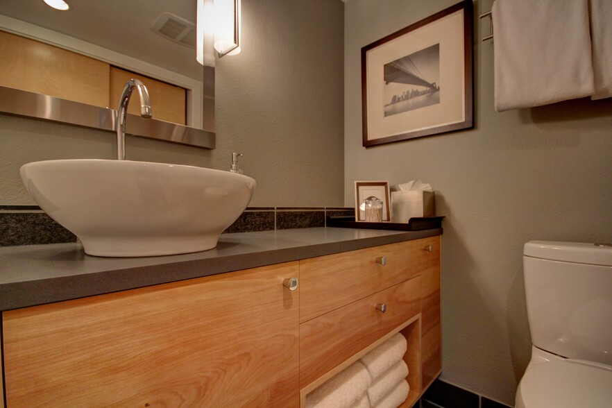 Porcher Vessel Sink and Grohe Faucet - 535 Summit Ave E