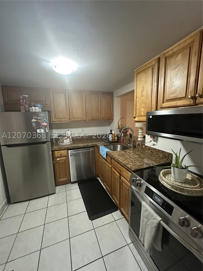 Building Photo - 8600 SW 133rd Avenue Rd