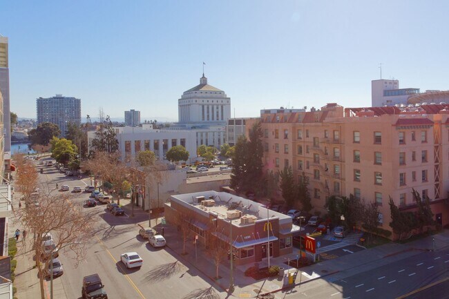 Building Photo - 1401 Jackson St