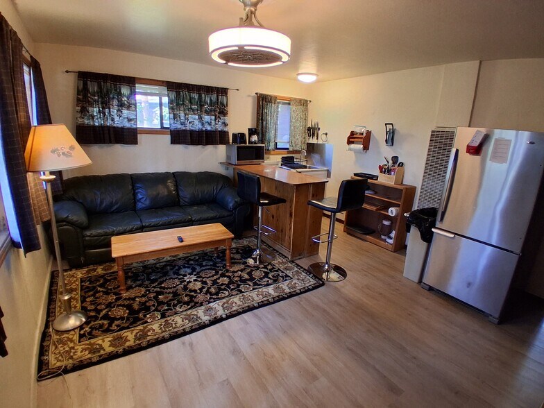 Building Photo - 601 Highway 50