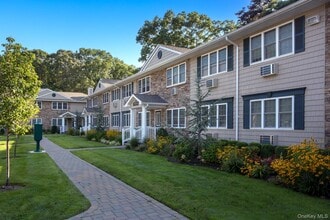 Building Photo - 168 Rollstone Ave