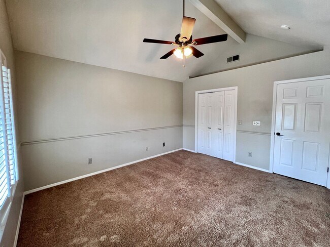 Building Photo - $3,700 Cole & Millbrook, 4 Bedroom House -...