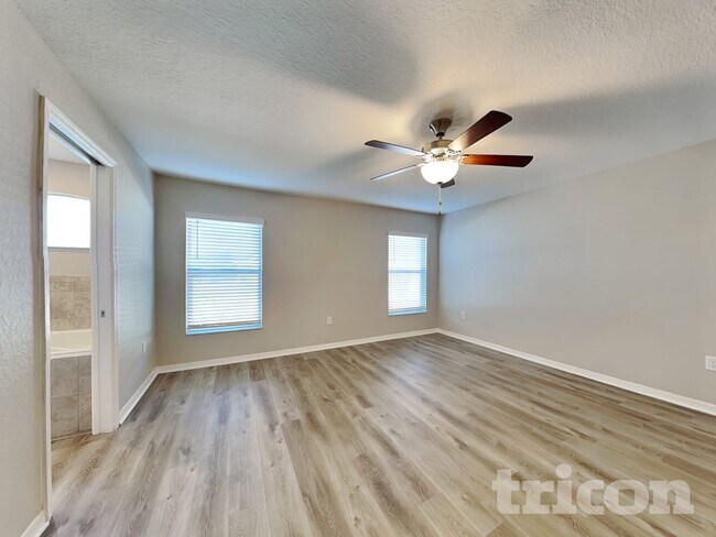 Building Photo - 8070 Diamond Creek Ln