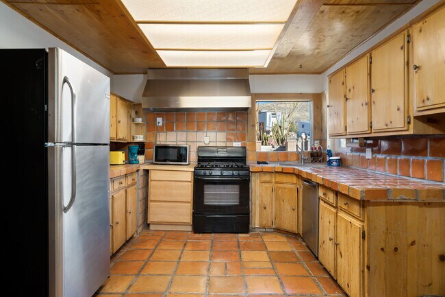 Building Photo - 53291 Twentynine Palms Highway